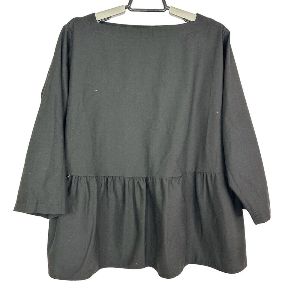 Bebe Top‎ Women's Medium / Large Boat Neck Peplum Blouse Ruffle Black